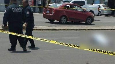 Muere un joven que conducía una motoneta en Coacalco