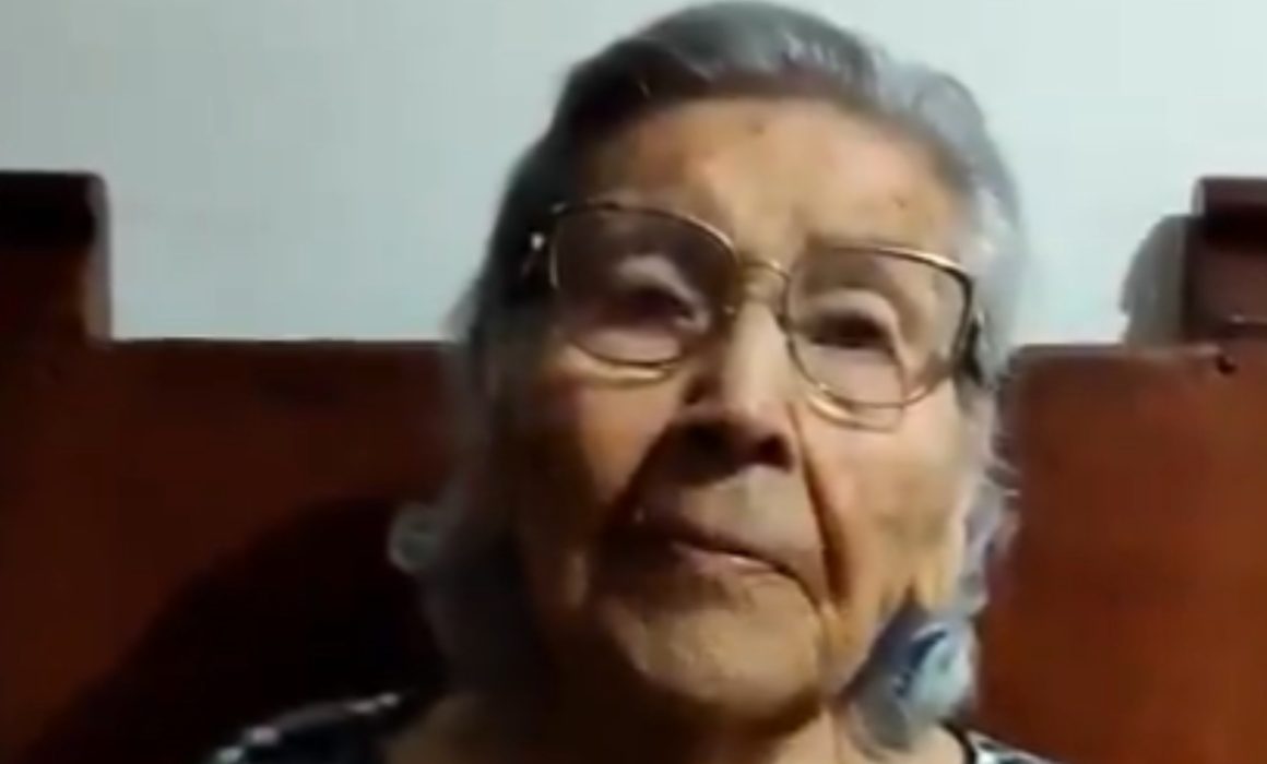Mujer de 102 años recupera su patrimonio tras larga batalla contrafraude en Naucalpan
