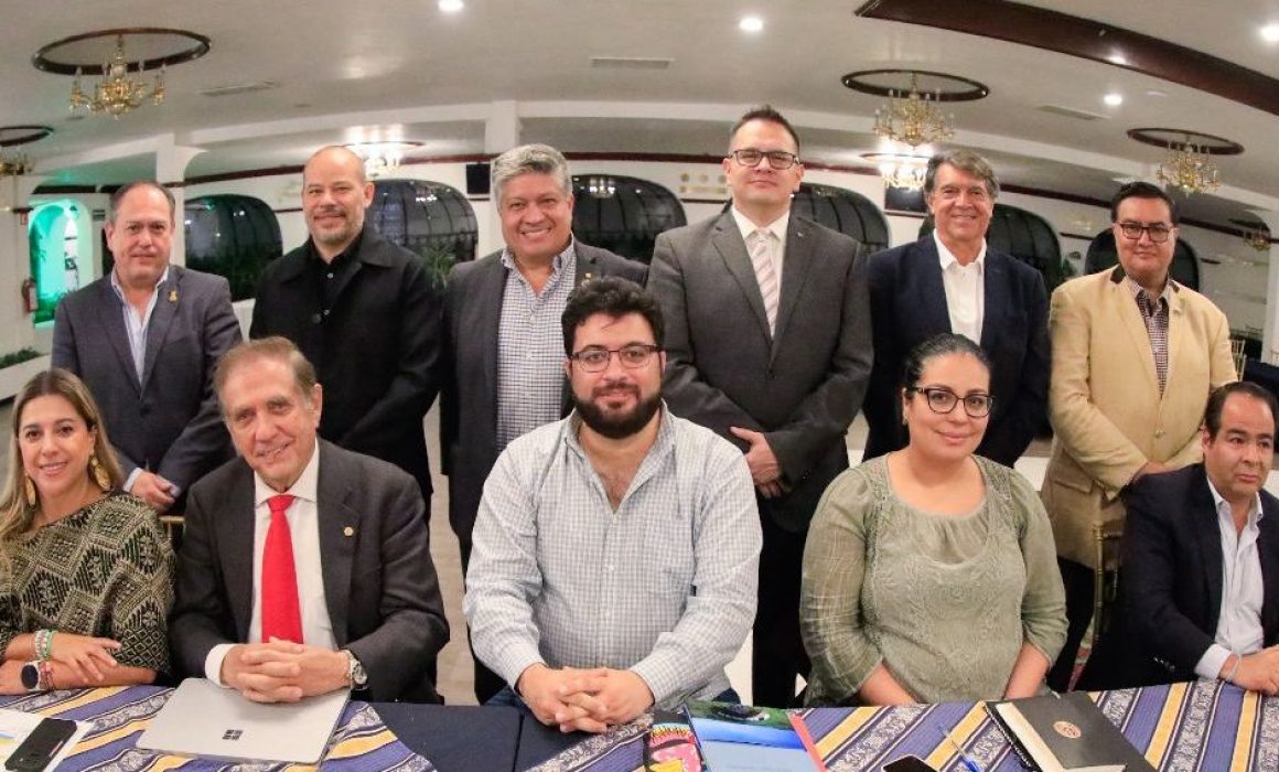 Naucalpan impulsa proyecto integral para revitalizar las Torres de Satélite y su legado cultural