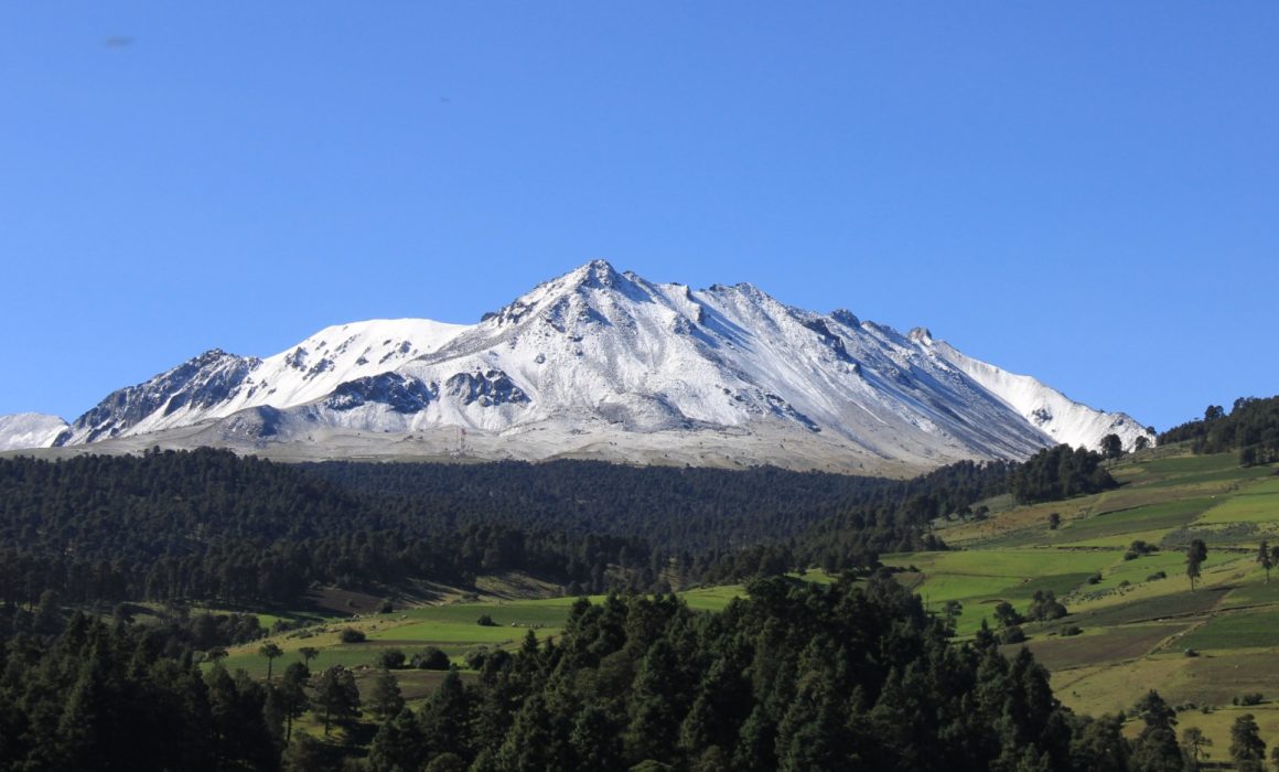 Nevado de Toluca continúa cerrado por riesgos y reforzará medidas de seguridad