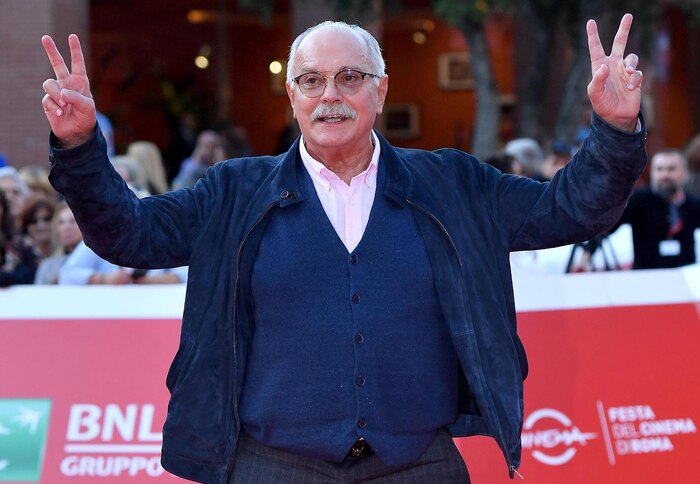 Nikita Mijalkov cumple 80 años: homenajes oficiales en Rusia y cuestionamientos en Occidente