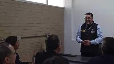 Nuevo centro de capacitación en Chimalhuacán ofrece certificación internacional para conductores de tractocamiones