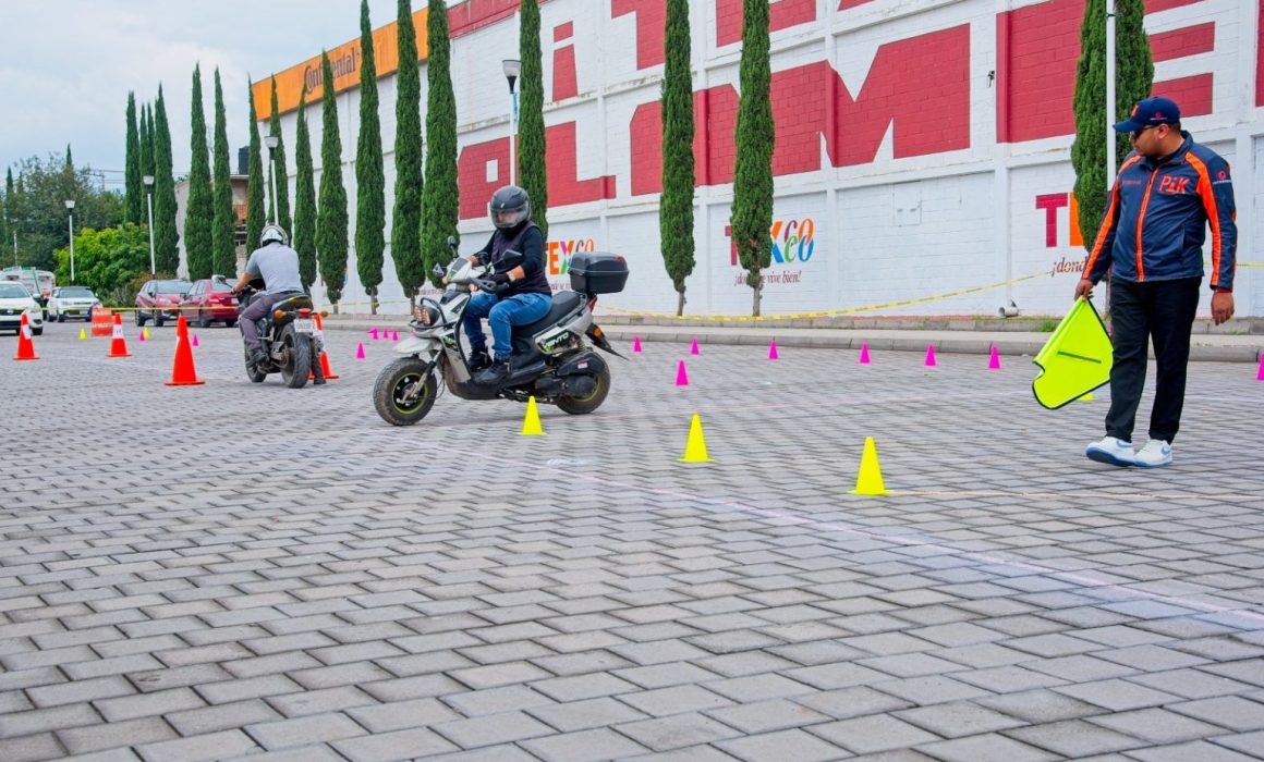 Nuevo módulo en Tlalnepantla facilita la certificación para motociclistas en el Estado de México