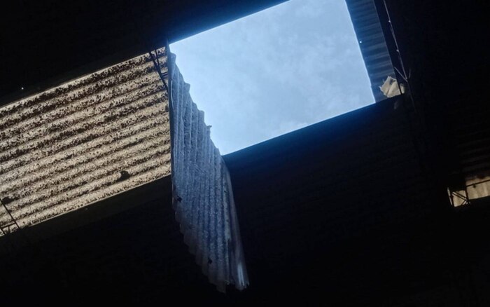 Obrero muere tras caer desde el techo de una obra en Ensenada durante tareas de limpieza