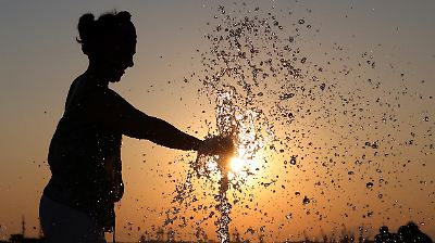 Ola de calor en Grecia alcanza máximos históricos; alerta en bomberos y autoridades sanitarias