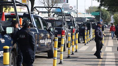 Operativo en Toluca busca erradicar ambulantes de la Terminal y Mercado Juárez para mejorar movilidad y seguridad
