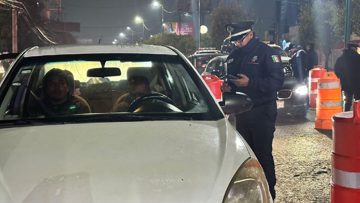 Operativo en Toluca degrada 46 conductores ebrios durante celebraciones patrias y asegura vehículos