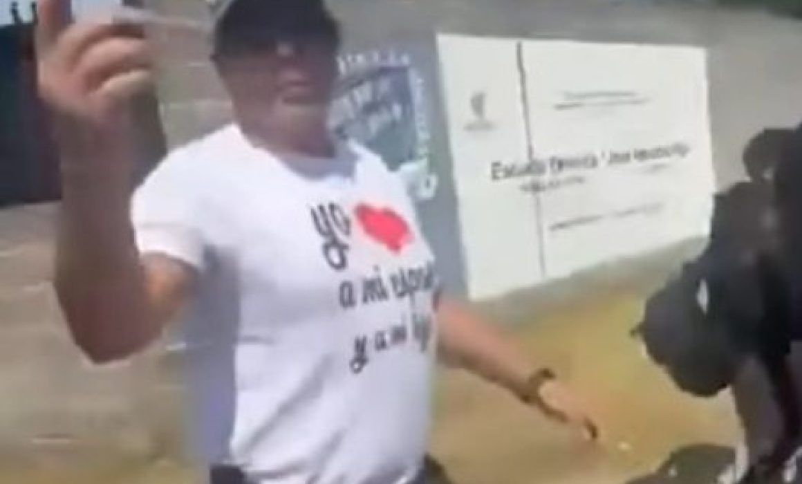 Padre de familia denuncia amenaza con arma de fuego a niño en primaria de Tecámac