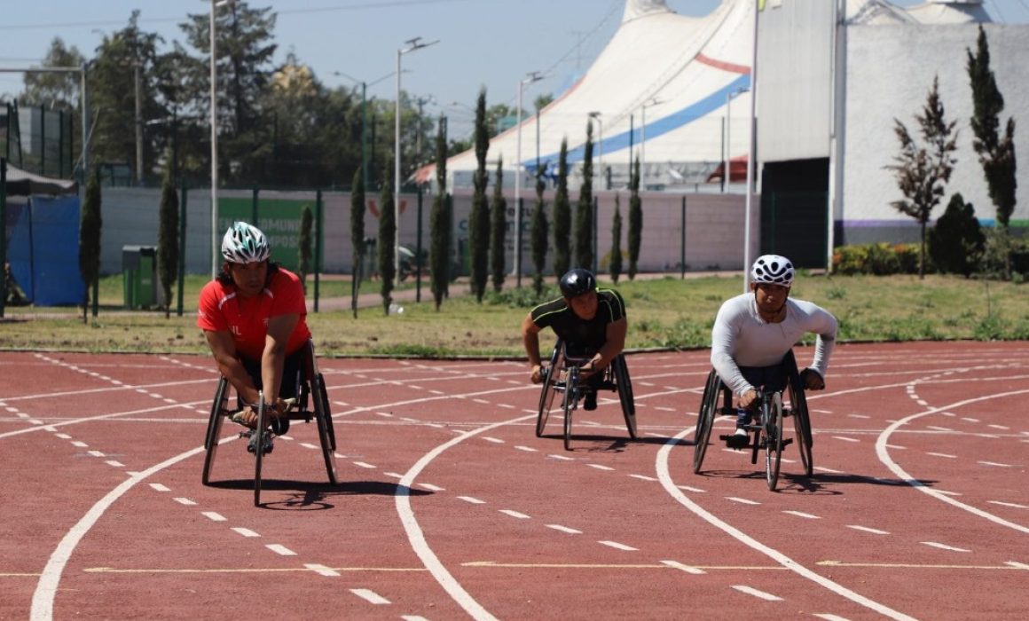 Paratletas de Cuautitlán Izcalli se preparan para competir en la Paralimpiada Nacional en Aguascalientes