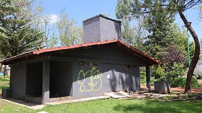 Parques y canchas en Toluca en condiciones precarias pese a la ausencia de cobros