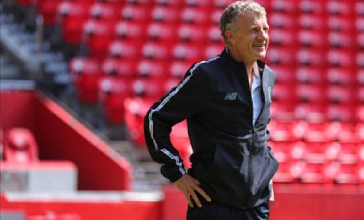 Patrice Lair se muestra motivado tras debut con las Diablitas del Toluca y mira hacia el próximo desafío