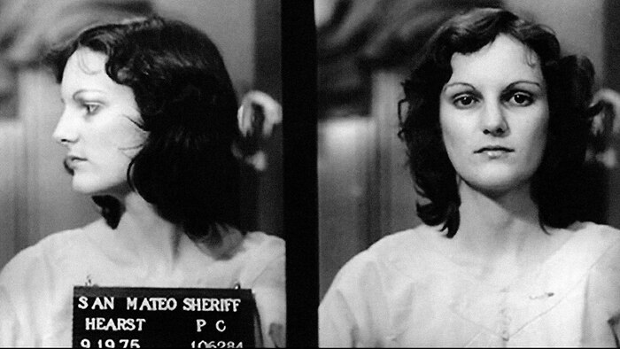 Patricia Hearst, de heredera millonaria a guerrillera urbana durante su secuestro en 1974