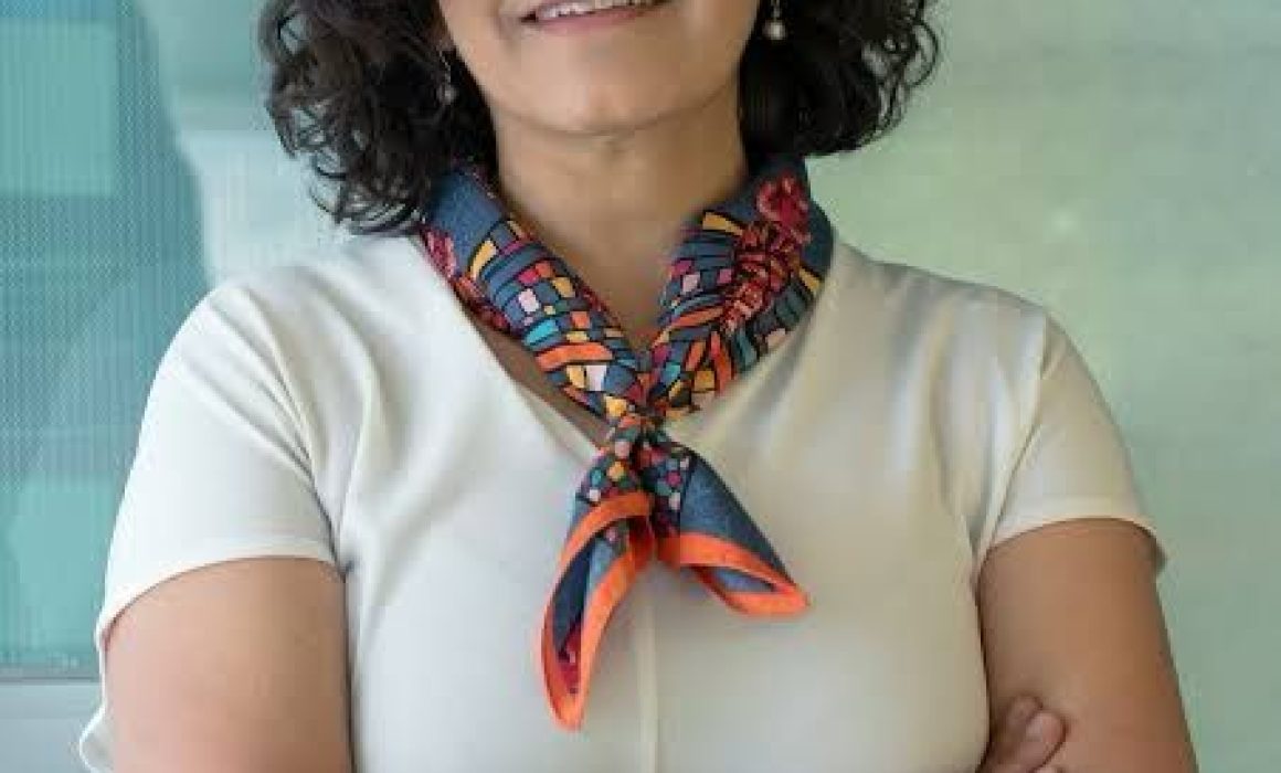 Patricia Zarza es elegida como siguiente rectora de la UAEMéx en polémico proceso electoral