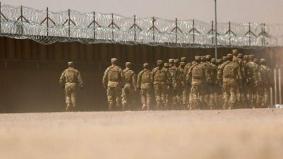 Pentágono ampliará zonas militares en la frontera para detener migrantes temporalmente