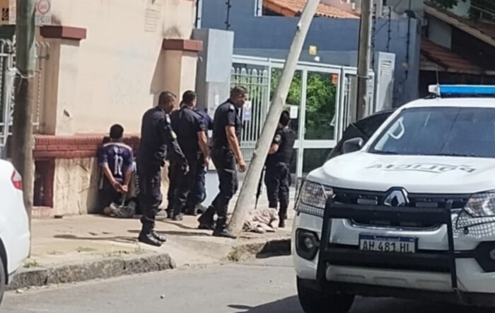 ¿Persecución intensa en Quilmes? Descubre cómo terminaron con tres delincuentes atrapados en plena calle