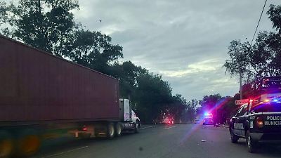 Pobladores de Nexquipayac desbloquean la carretera Texcoco-Lechería tras 12 horas por la libertad de un joven detenido