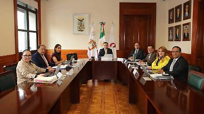 Poder Judicial del Estado de México permite mascotas y perros guía en sus edificios