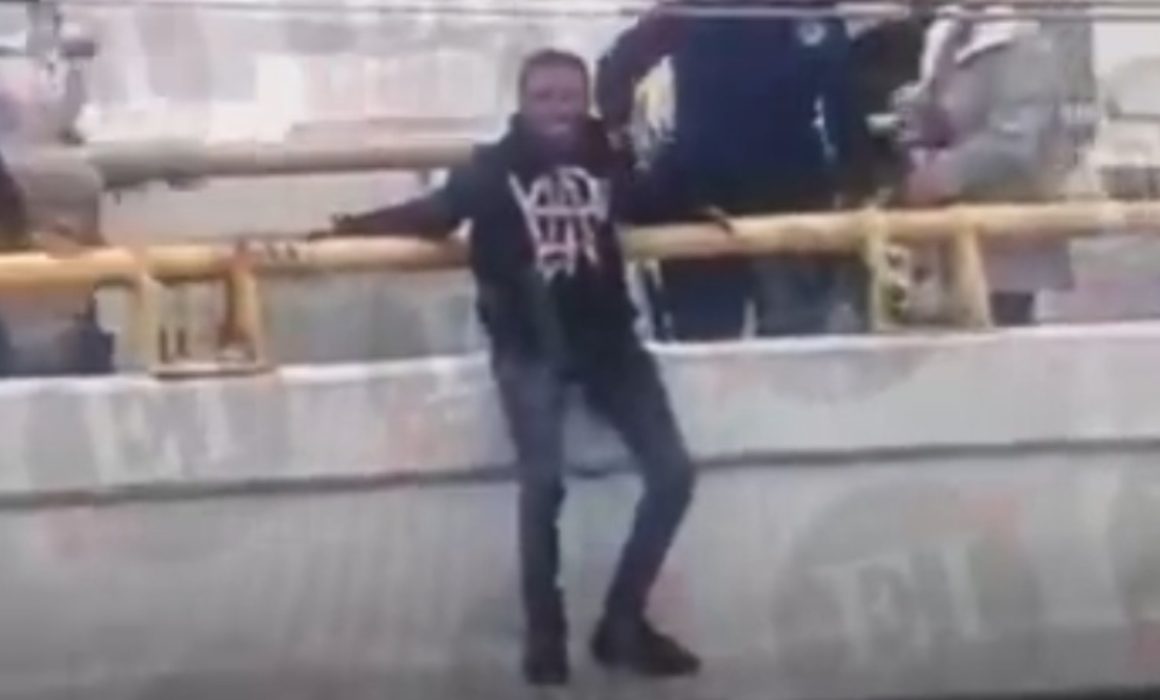 Policía de Texcoco evita un intento de suicidio en puente de La Purificación