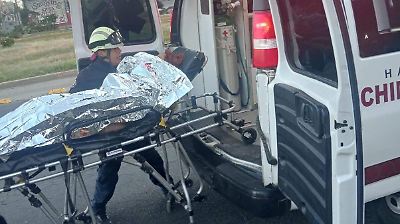 Policías de Chimalhuacán ayudan a una mujer a dar a luz en la calle