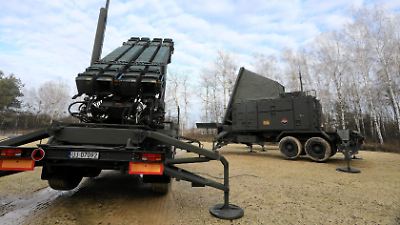 Polonia limita el tráfico aéreo y pide reunión en la ONU tras incursión de drones rusos