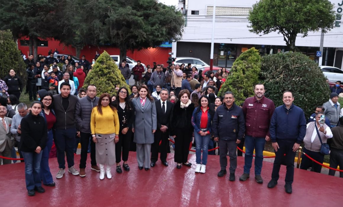 ¿Por qué Toluca rinde tributo a Sor Juana Inés de la Cruz con un monumento que inspira a toda una generación?