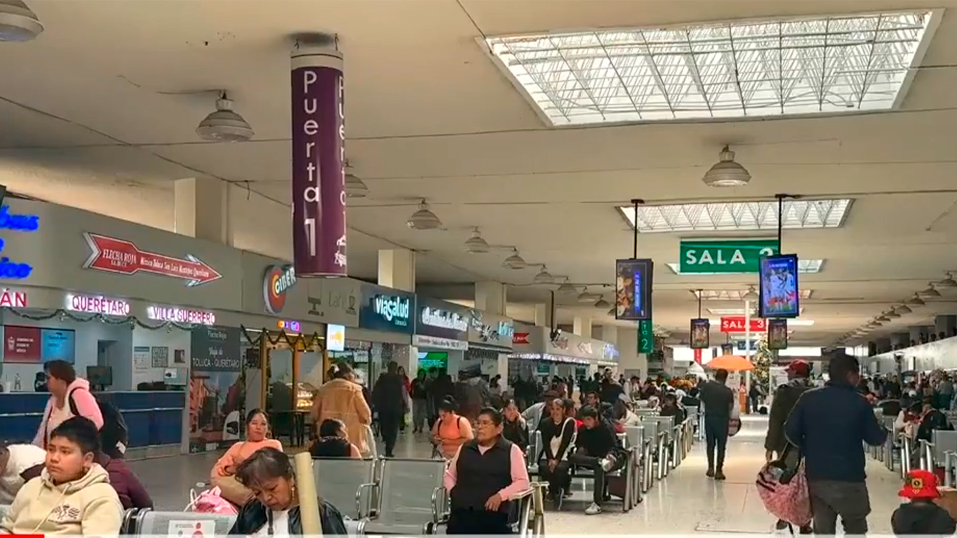 ¿Por qué la central camionera de Toluca vive su mayor auge navideño? Descúbrelo aquí