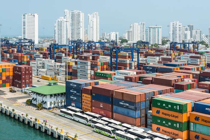 ¿Por qué la ineficiencia logística pone en jaque la competitividad de las exportaciones en Colombia?