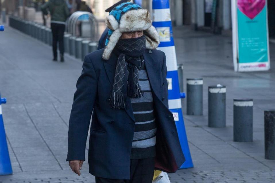 ¡Prepárate! El Frente Frío 16 en Edomex traerá temperaturas de -5°C y chubascos en noviembre