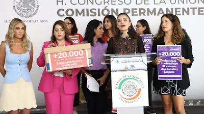 Proponen desafuero de Cuauhtémoc Blanco tras firma de 23 mil ciudadanos por denuncia de tentativa de violación