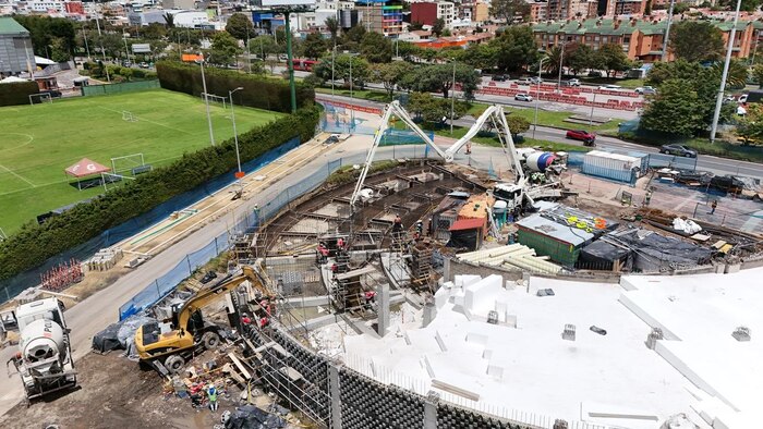 Puente de la calle 153 con autopista Norte avanza al 62% y se espera concluya en 2026 para aliviar congestión en Suba