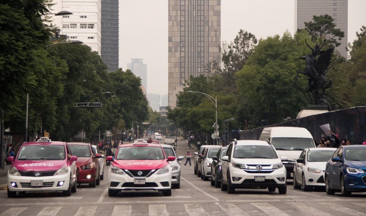 ¿Qué autos descansan este 15 de enero en CDMX y Edomex? Descubre si tu coche puede circular hoy