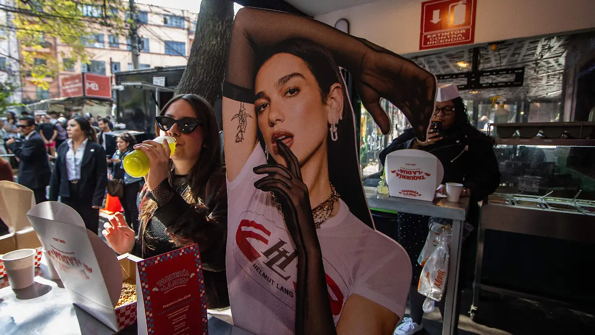 ¿Qué clásico mexicano eligió Dua Lipa para su debut en CDMX? Descúbrelo aquí