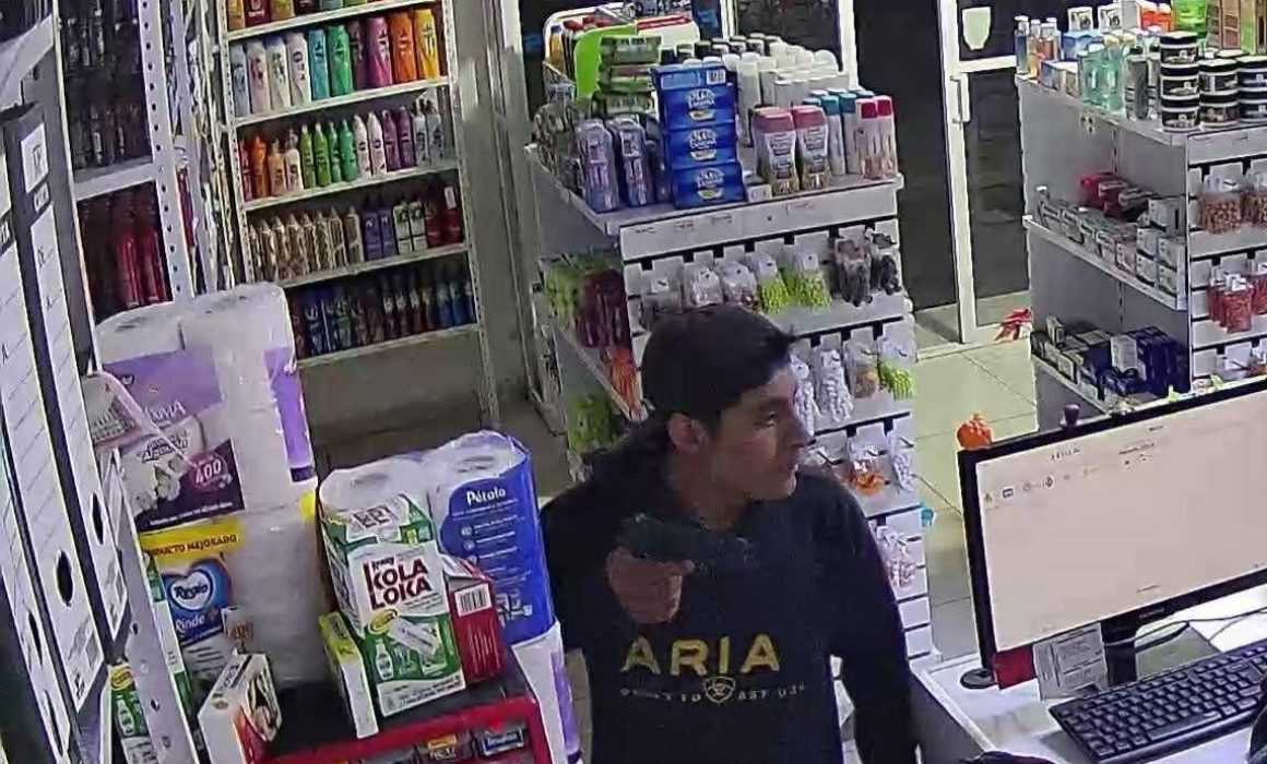 ¿Qué hay detrás del asalto en la farmacia de Ixtlahuaca? La comunidad actúa, pero ¿será suficiente?