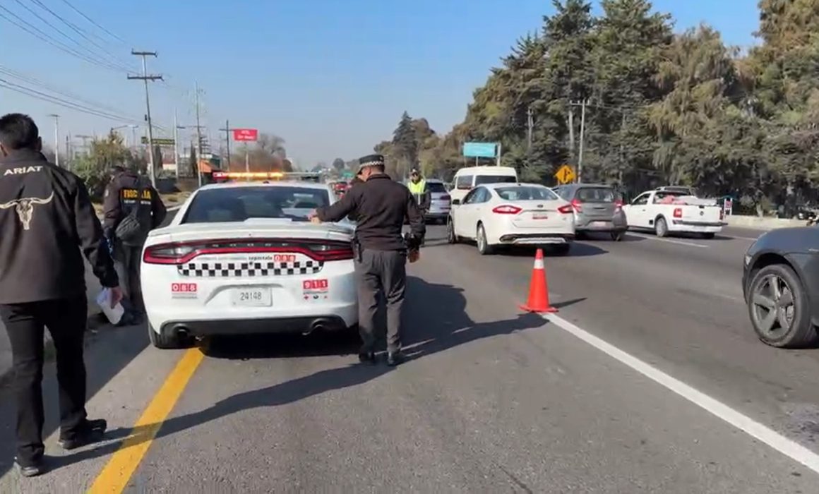 ¿Qué llevó a un hombre a arriesgar su vida en la México-Toluca? La impactante historia detrás del accidente