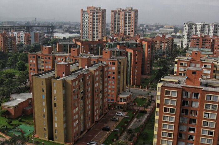 ¿Qué pagos puede exigir legalmente un arrendador y cuáles son ilegales en Colombia? Guía para inquilinos