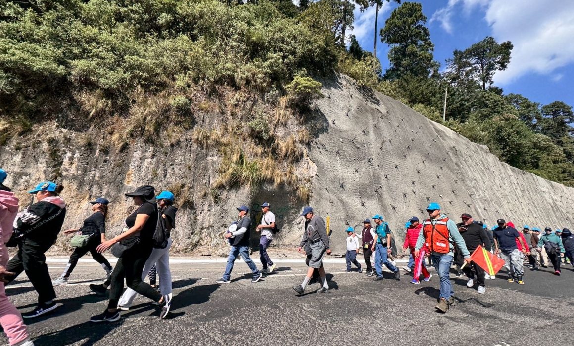 ¿Qué revela una peregrinación en Toluca sobre la fe y esperanza de miles de católicos?