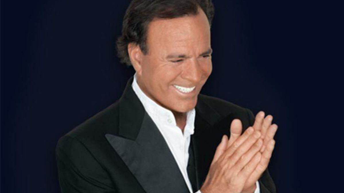 ¿Qué revelan dos ex empleadas de Julio Iglesias sobre acusaciones de agresiones sexuales?
