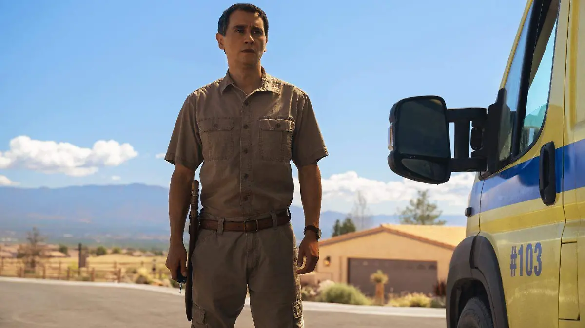 ¿Qué revelará la mirada latina de Carlos-Manuel Vesga en la distopía de 'Pluribus'?