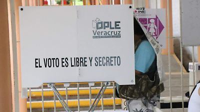 Quema de paquetes electorales en cinco municipios de Veracruz retrasa conteo del 1 de junio