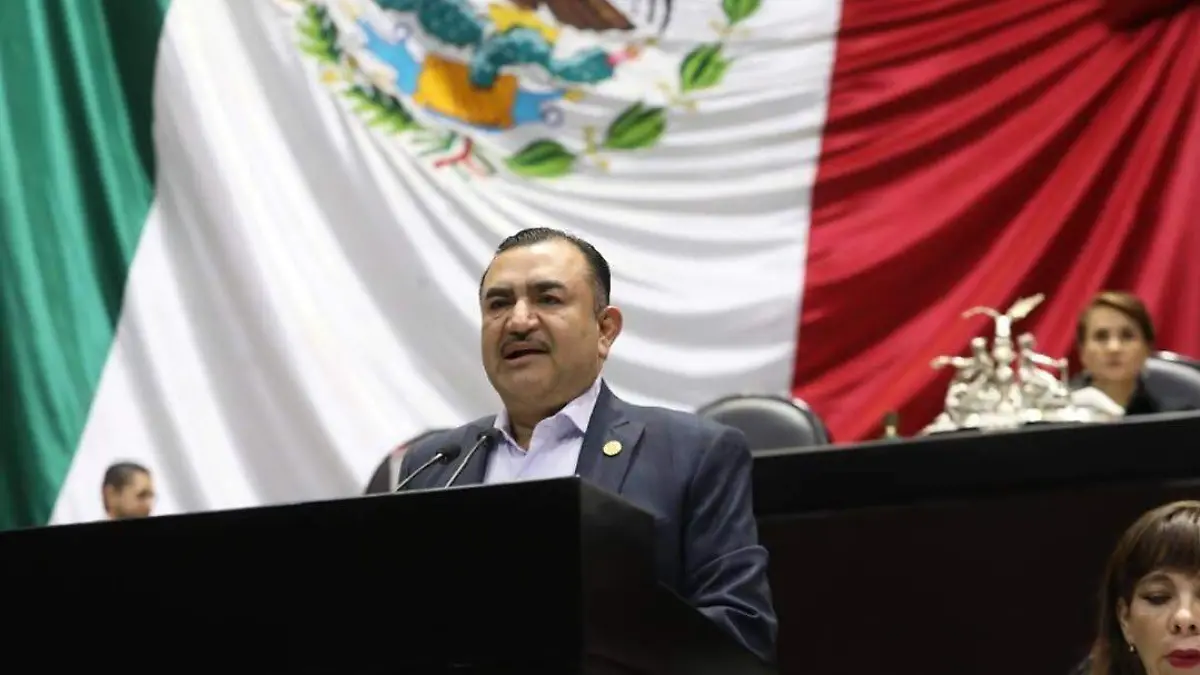 ¿Quién es Tony Meléndez? El diputado y cantante que conquistó el Vaticano interpretando ‘La Guadalupana’