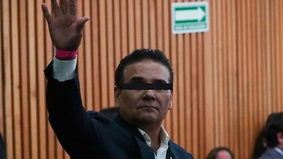 Ratifican suspensión judicial para que Silvano Aureoles no pueda ser detenido 