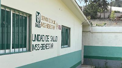 Reabren en Toluca las unidades médicas del IMSS-Bienestar tras protesta por desabasto y pagos atrasados