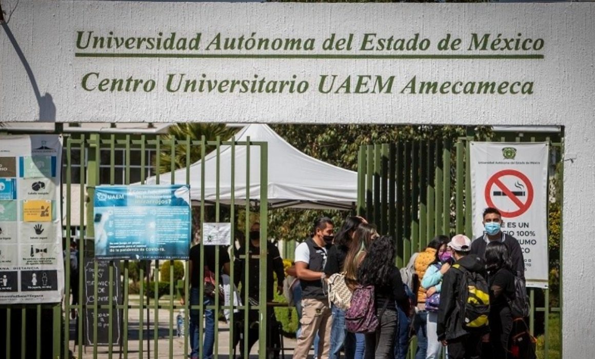 Rechazan estudiantes de la UAEMex designación de nuevo rector interino