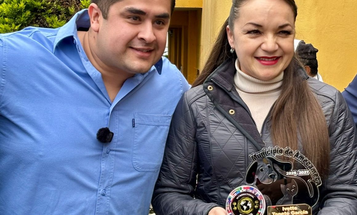 Reconocen a la Presidenta Municipal de Amecameca, Ivette Topete, por su labor en protección animal