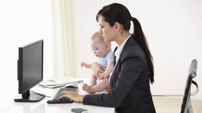 Regalar empleo a las madres: clave para un desarrollo más justo en Argentina