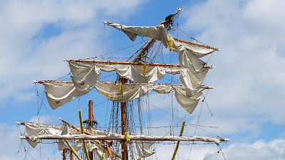 Regresan 180 cadetes del buque Escuela Cuauhtémoc tras choque con el puente de Brooklyn