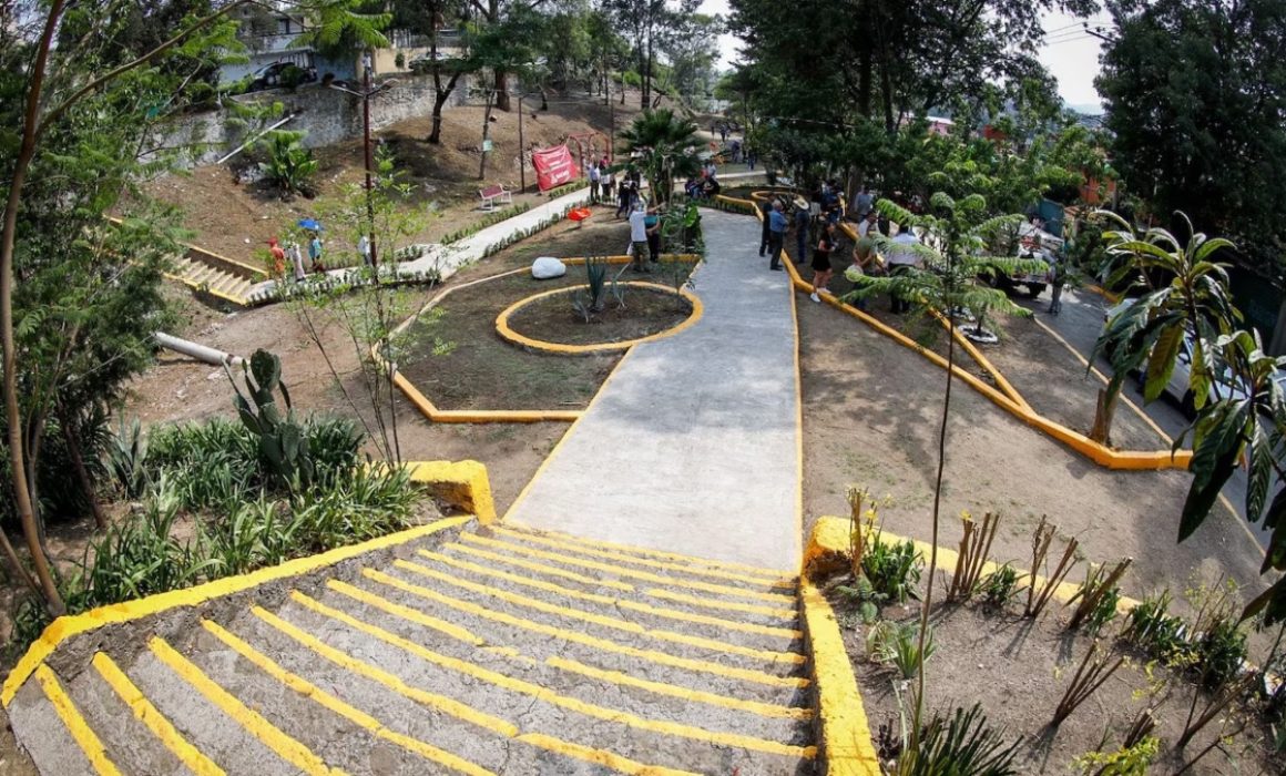 Renuevan espacios públicos para mejorar imagen urbana de Naucalpan
