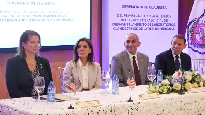 República Dominicana crea el primer equipo regional para desmantelar laboratorios de drogas sintéticas