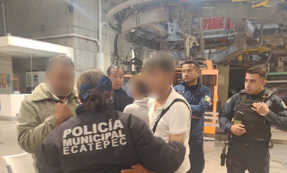 Rescatan a adolescente de 14 años en Ecatepec tras ser víctima de llamadas cruzadas y engaños