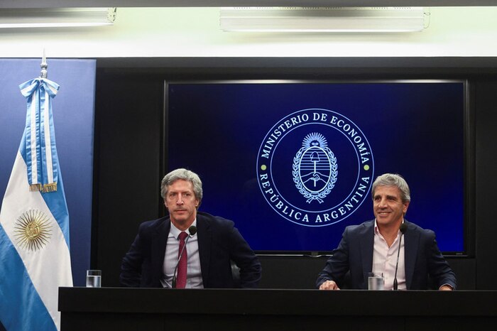 Reservas del BCRA siguen alejándose de la meta del FMI pese a compras de dólares en 2026